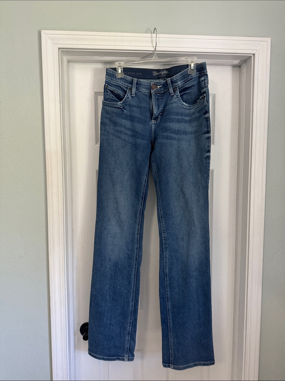 Wrangler Women's Flare Jeans in Blue Wash